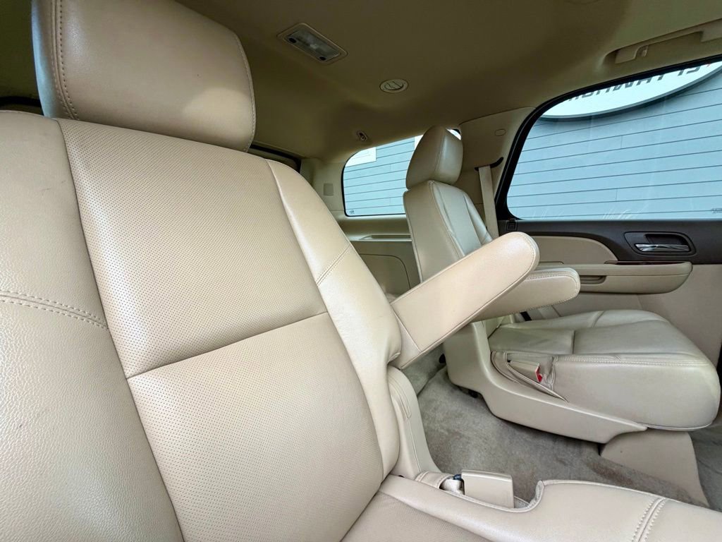 Used 2014 Chevrolet Tahoe LTZ image 19