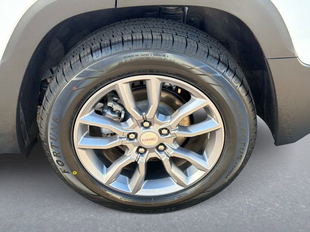 Used 2024 GMC Terrain SLT image 10