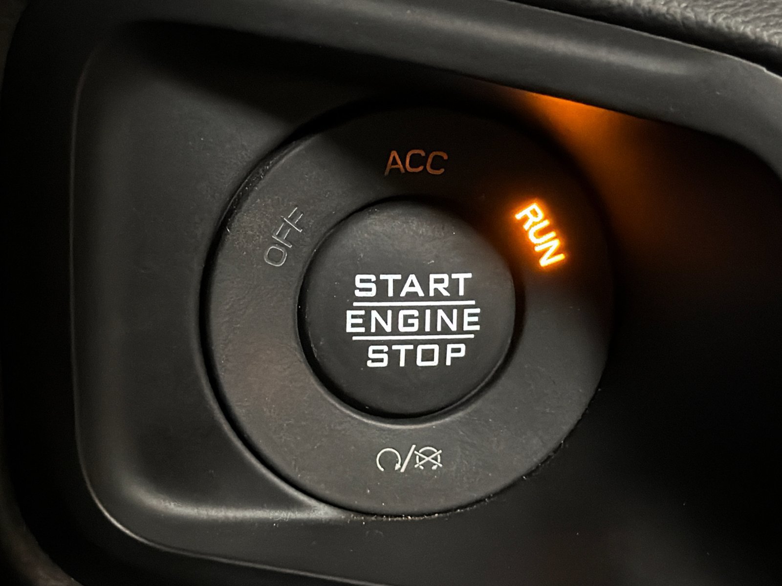 Used 2024 Jeep Wrangler High Altitude AWD/4WD image 22