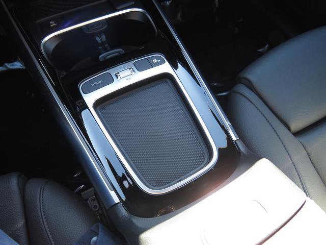 Used 2025 Mercedes-Benz GLA 250 4MATIC image 15