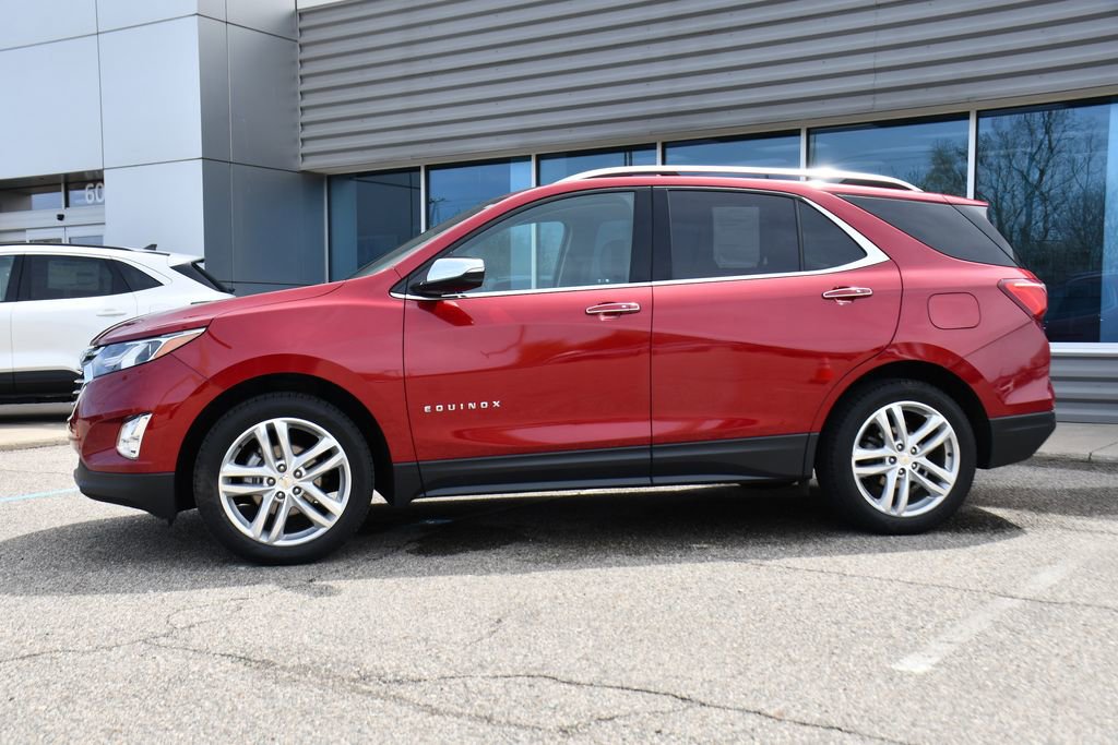 Used 2018 Chevrolet Equinox Premier AWD/4WD image 2