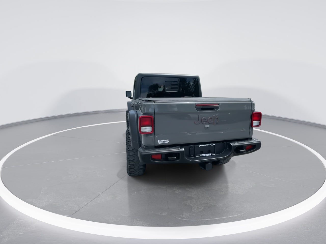 Used 2021 Jeep Gladiator Rubicon w/ Cold Weather Group AWD/4WD image 7