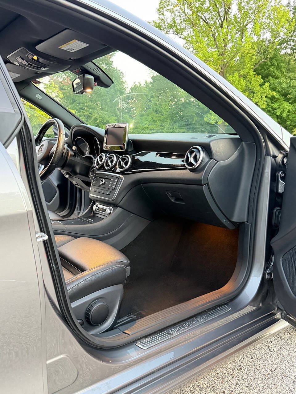 Used 2016 Mercedes-Benz CLA 250 4MATIC image 28