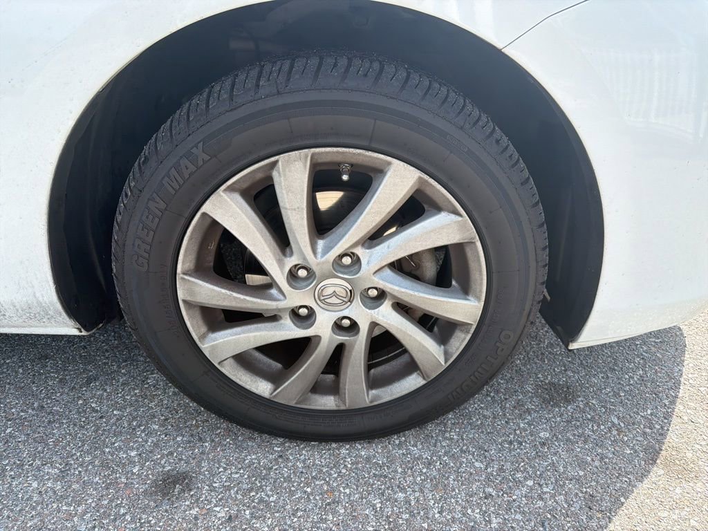 Used 2012 MAZDA MAZDA3 i Touring image 11