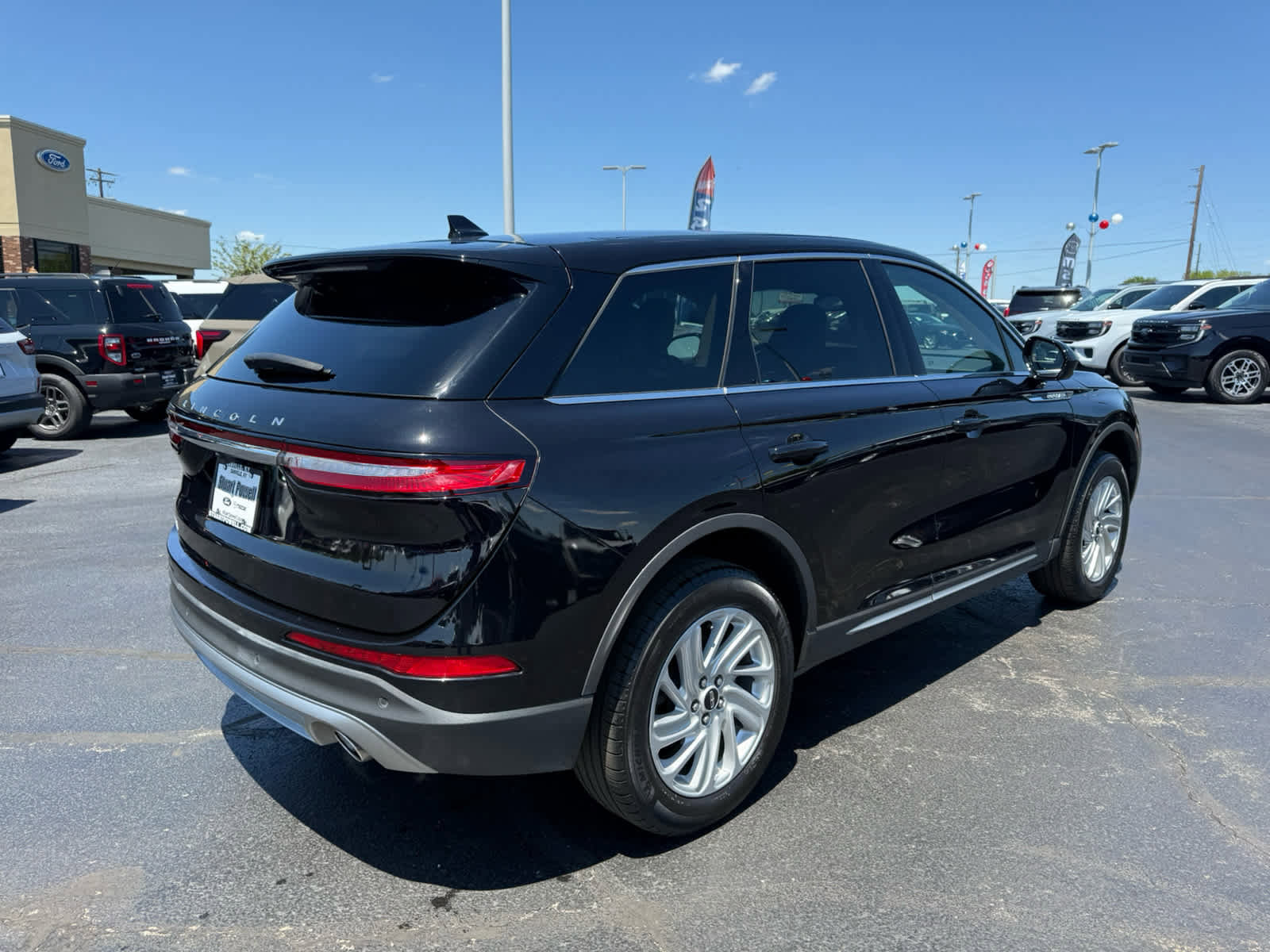 Used 2025 Lincoln Corsair AWD image 20