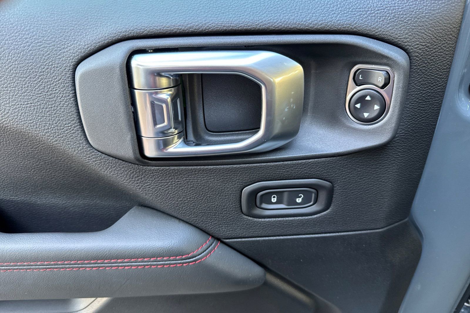 New 2026 Jeep Wrangler Rubicon image 10