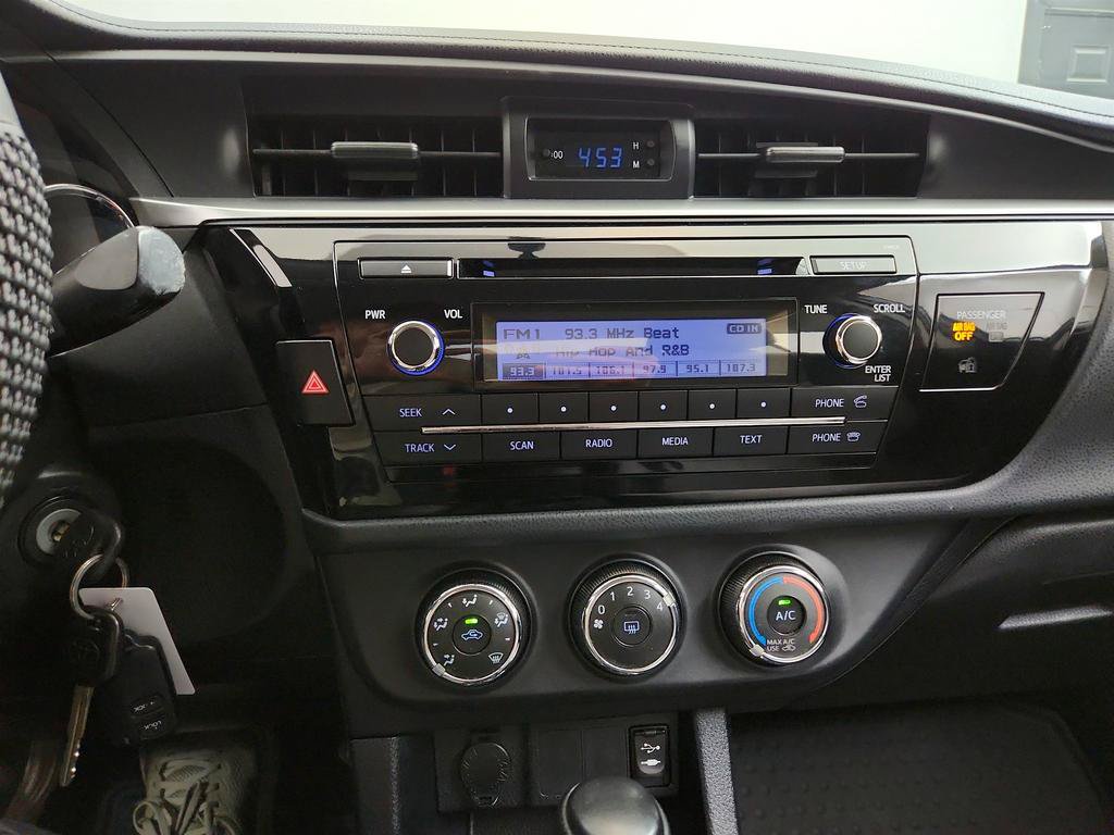 Used 2014 Toyota Corolla L FWD image 18