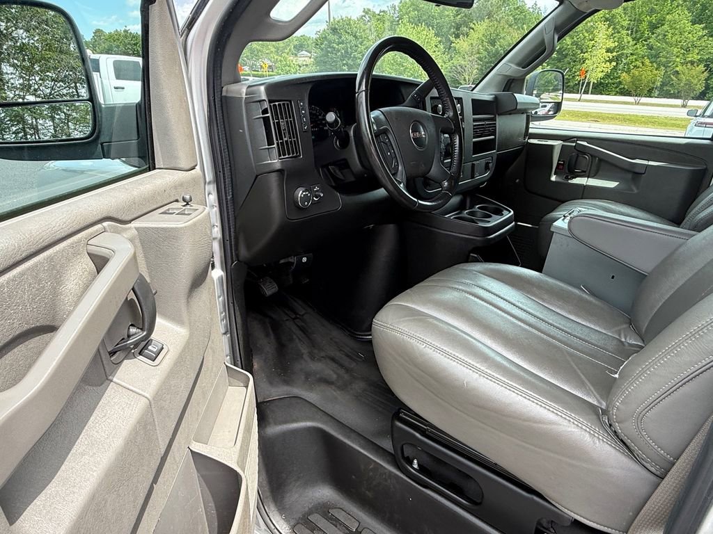 Used 2023 GMC Savana 2500 w/ Driver Convenience Package RWD image 10
