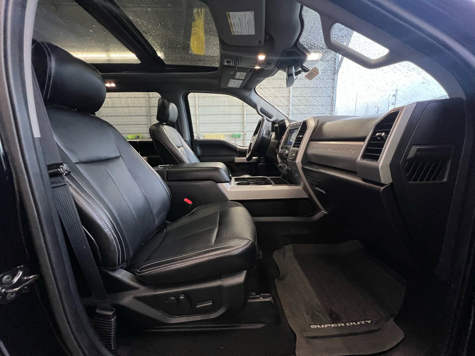 Used 2020 Ford F250 Lariat w/ Lariat Ultimate Package image 16