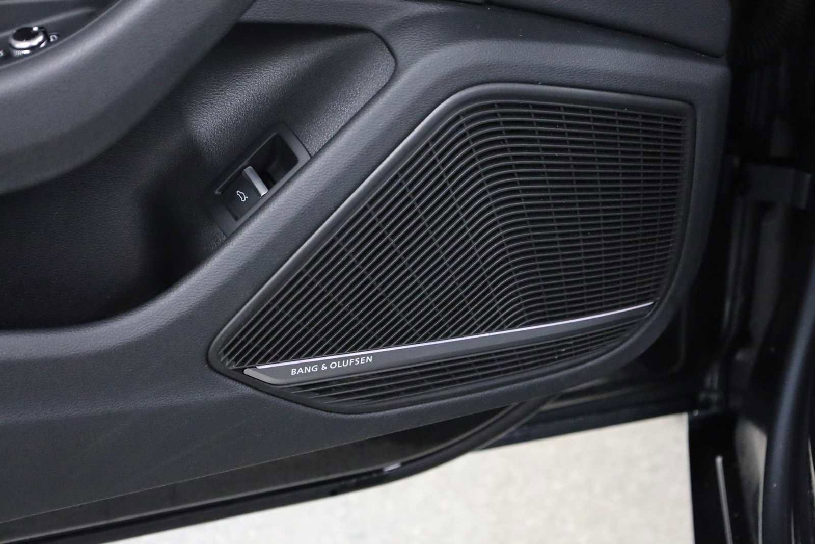 Used 2018 Audi A5 2.0T Premium Plus w/ Premium Plus image 17