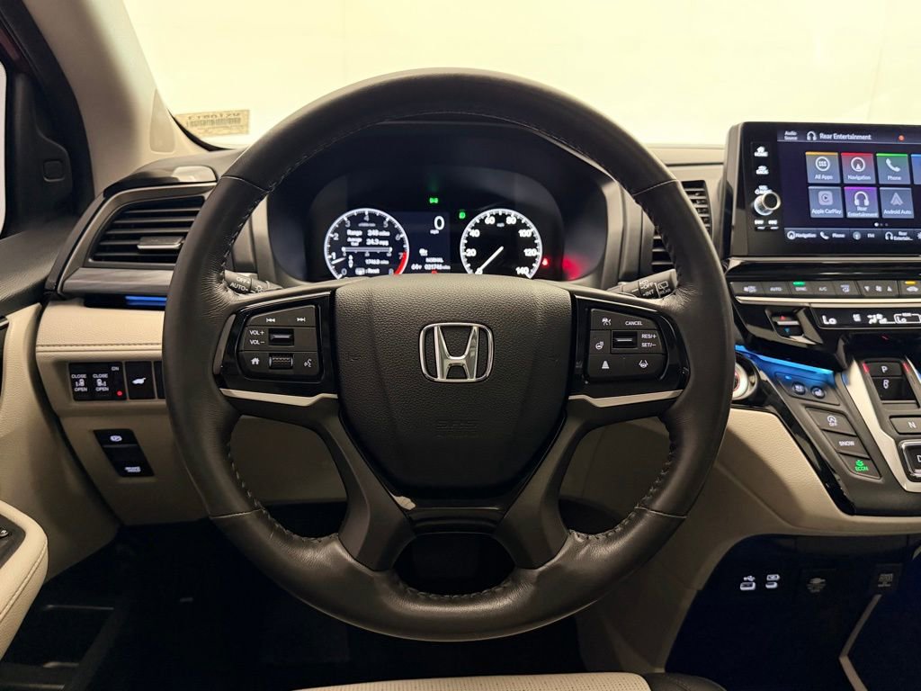 Used 2025 Honda Odyssey Elite image 12