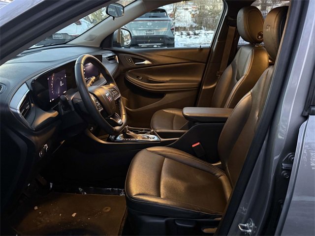 Certified 2024 Buick Encore GX Sport Touring image 10