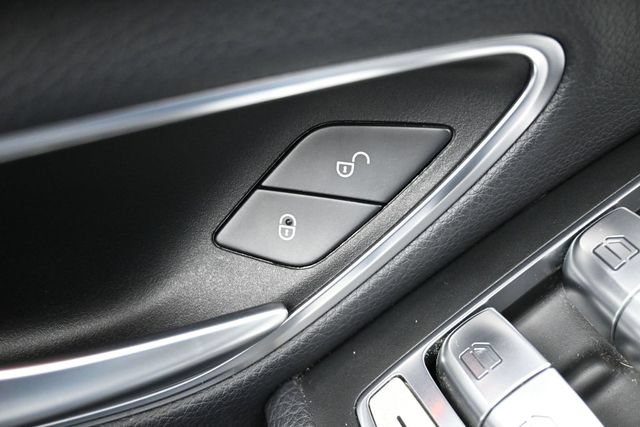 Used 2017 Mercedes-Benz C 300 4MATIC Sedan image 14