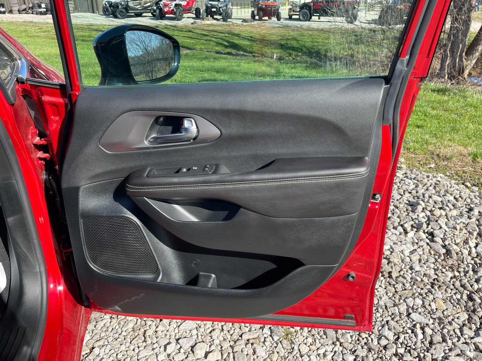 New 2026 Chrysler Pacifica Select image 20