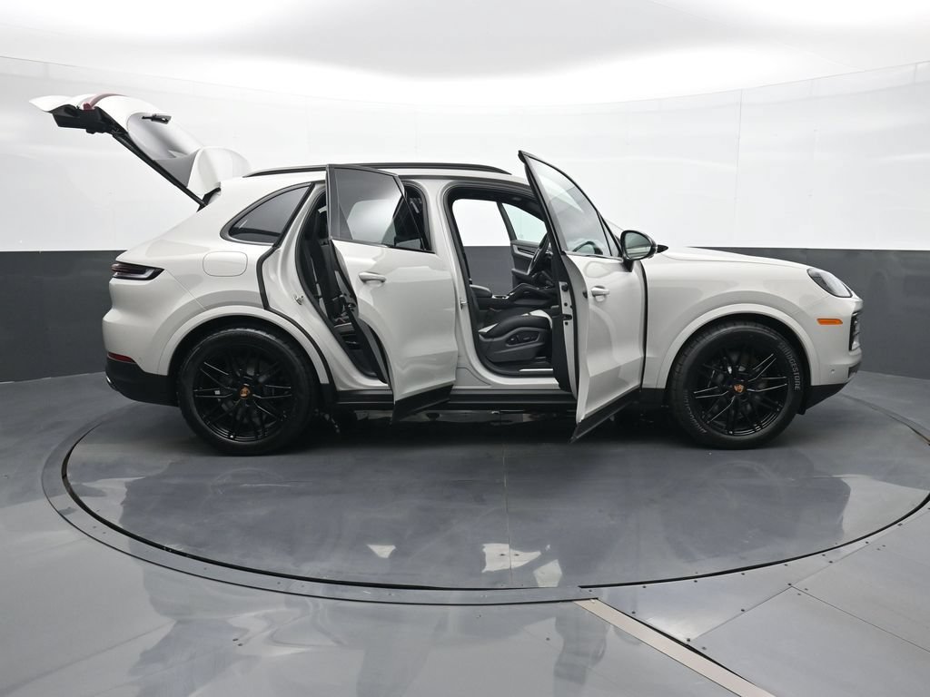 New 2026 Porsche Cayenne S AWD/4WD image 34