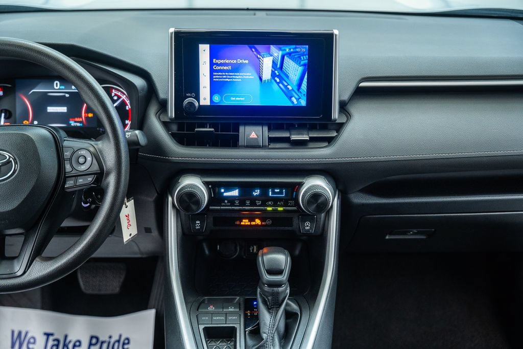 Certified 2025 Toyota RAV4 LE FWD image 20