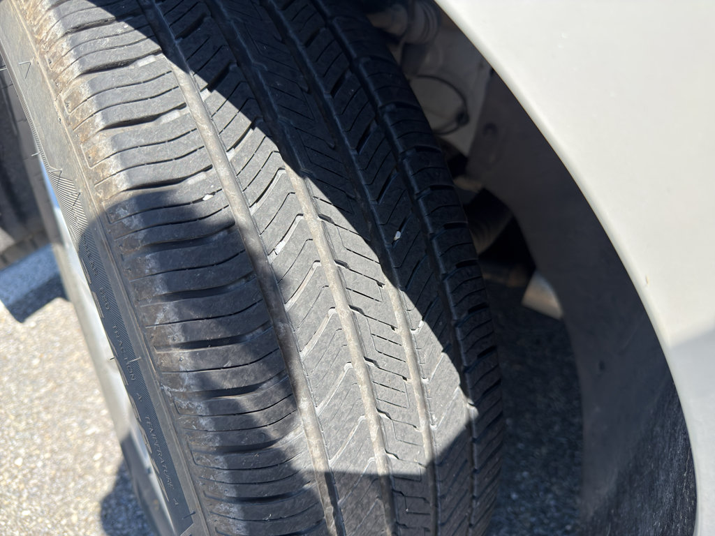 Certified 2019 Chevrolet Equinox LT AWD/4WD image 14