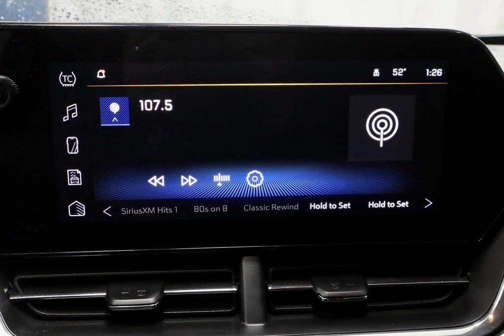 Used 2025 Chevrolet Trax LT w/ Driver Confidence Package image 3