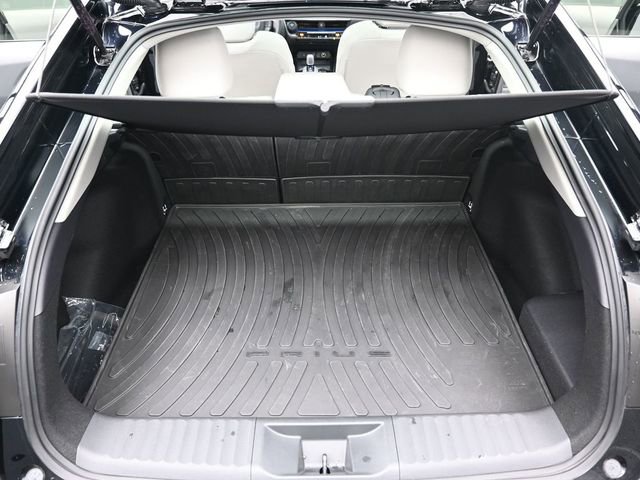 Used 2024 Toyota Prius XLE image 34
