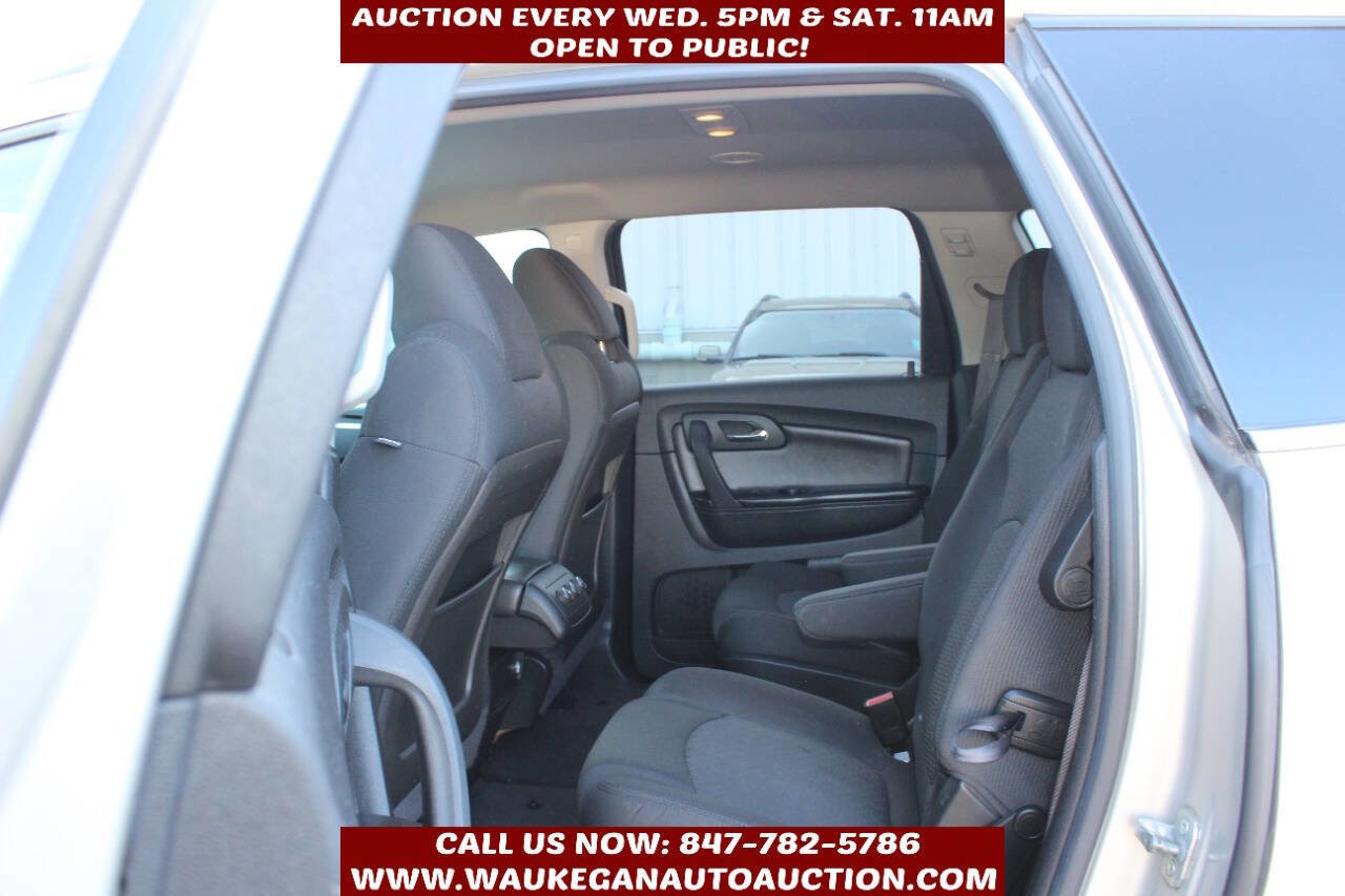 Used 2011 Chevrolet Traverse LT w/ Personal Connectivity Package image 7