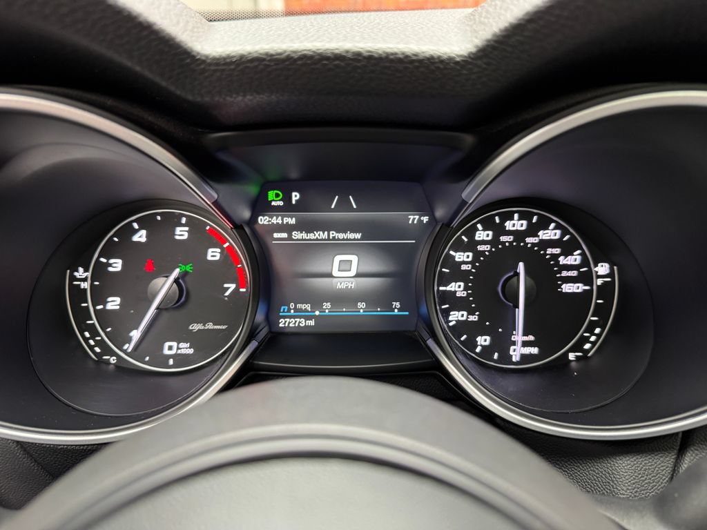 Used 2023 Alfa Romeo Stelvio Ti AWD/4WD image 17