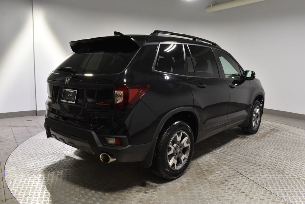 Used 2022 Honda Passport TrailSport image 3