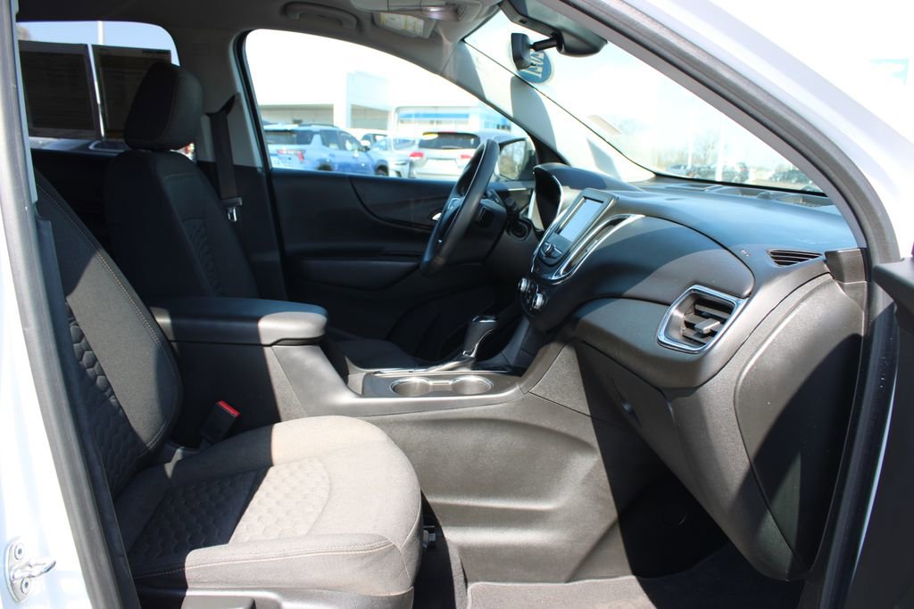 Used 2021 Chevrolet Equinox LT AWD/4WD image 26
