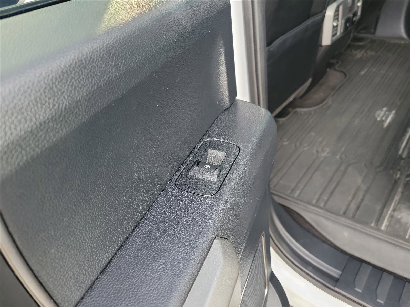 Used 2020 Ford F150 Raptor w/ Equipment Group 802A Luxury image 14