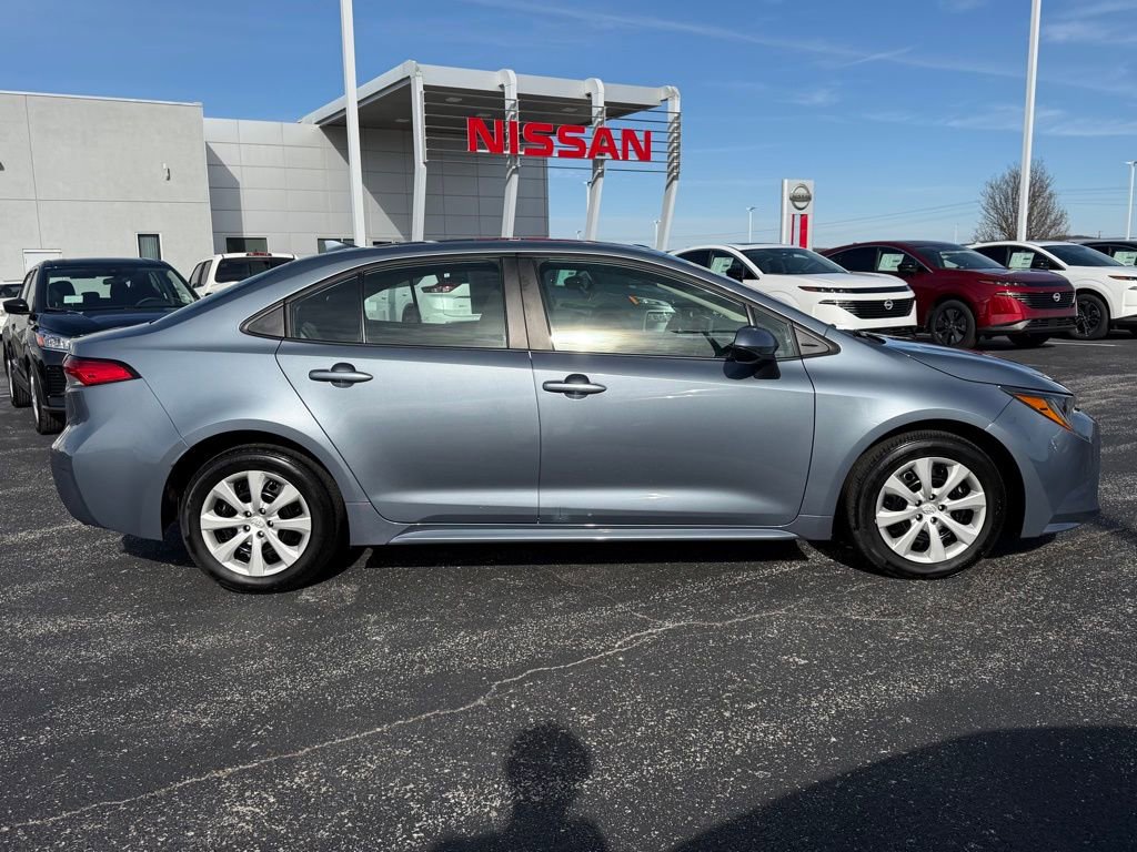Used 2024 Toyota Corolla LE image 7