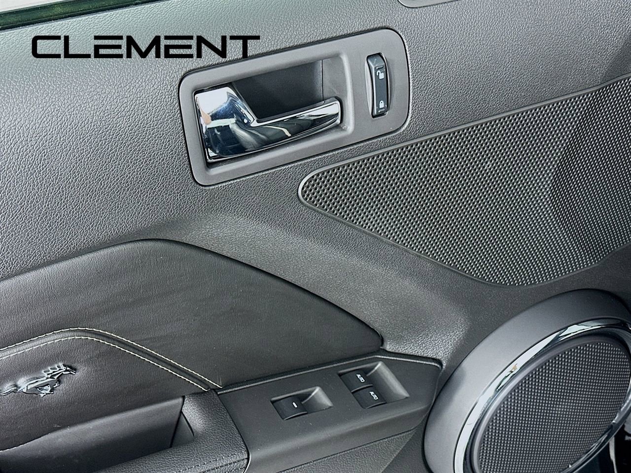 Used 2010 Ford Mustang GT image 24