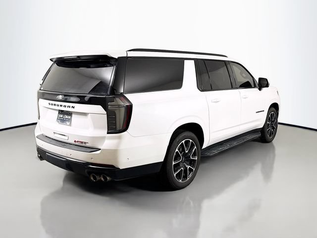Used 2025 Chevrolet Suburban RST w/ RST Capability Package AWD/4WD image 9