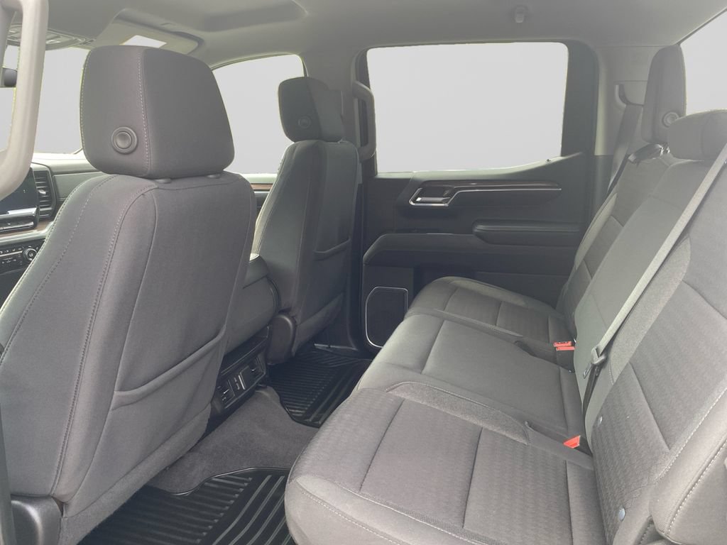 Certified 2023 Chevrolet Silverado 1500 LT AWD/4WD image 16