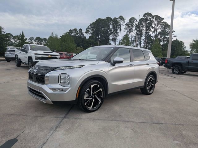 Used 2024 Mitsubishi Outlander SE AWD/4WD image 7