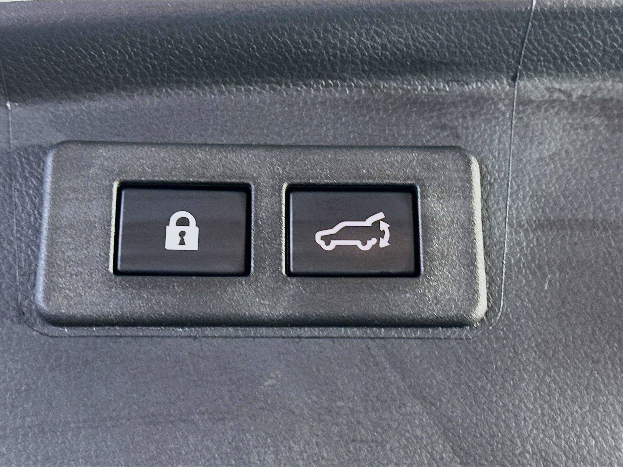 Used 2025 Subaru Outback Onyx Edition AWD/4WD image 28