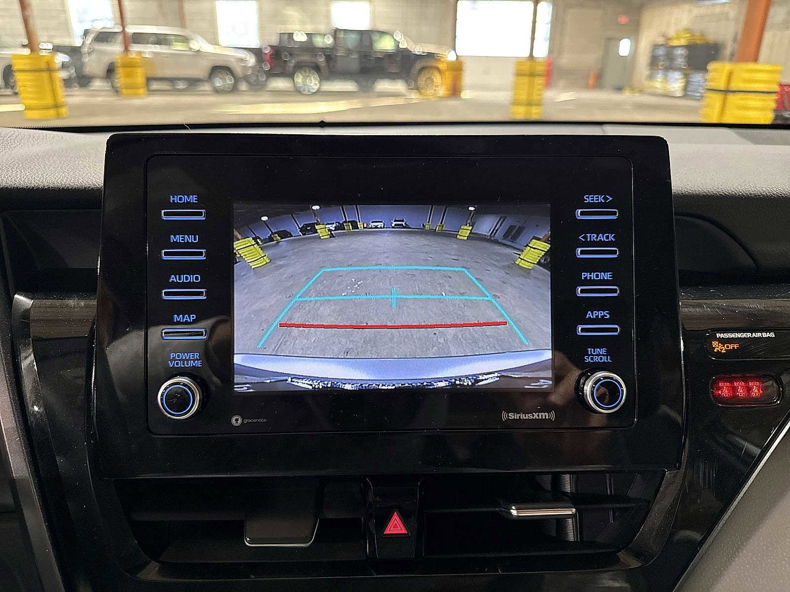 Used 2021 Toyota Camry LE image 24