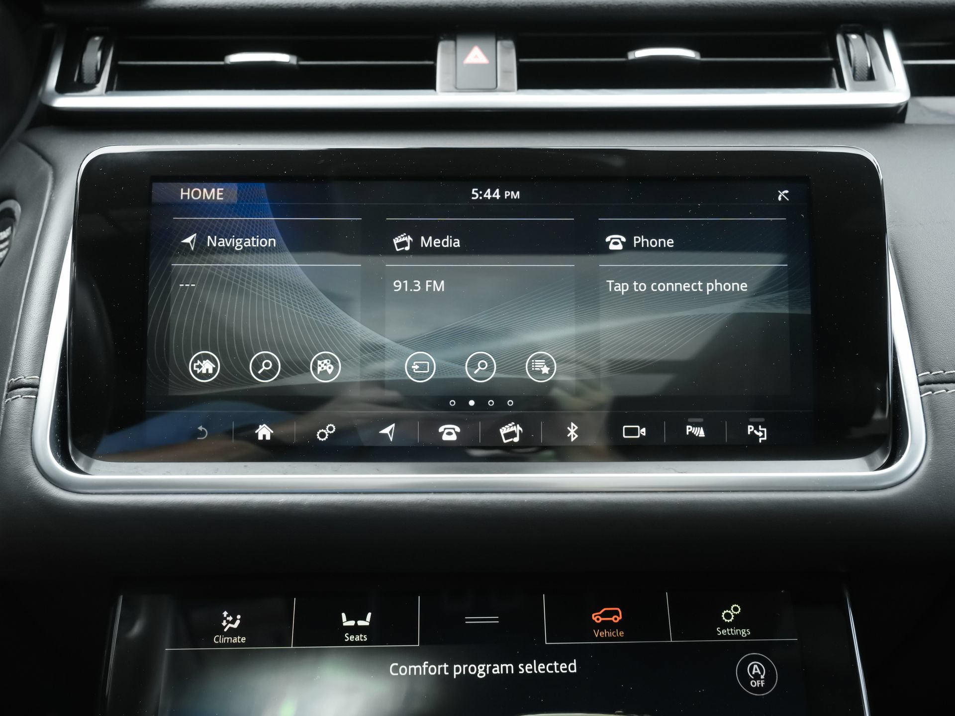 Used 2019 Land Rover Range Rover Velar R-Dynamic SE AWD/4WD image 12