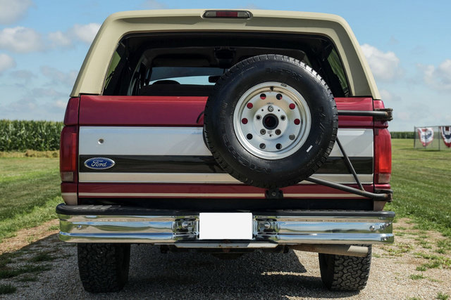Used 1994 Ford Bronco Eddie Bauer AWD/4WD image 6