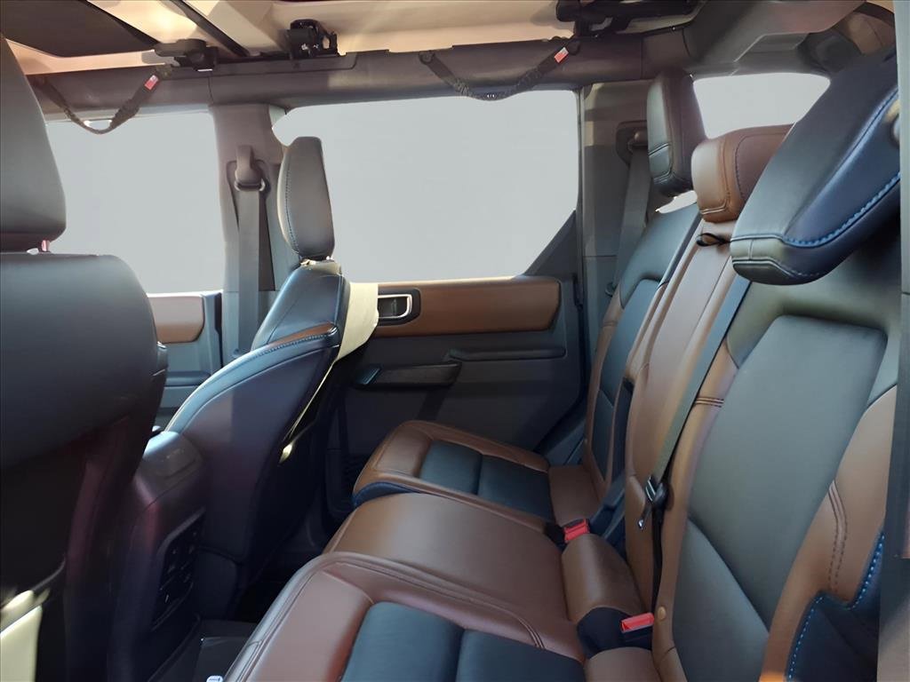 Used 2024 Ford Bronco Outer Banks image 29