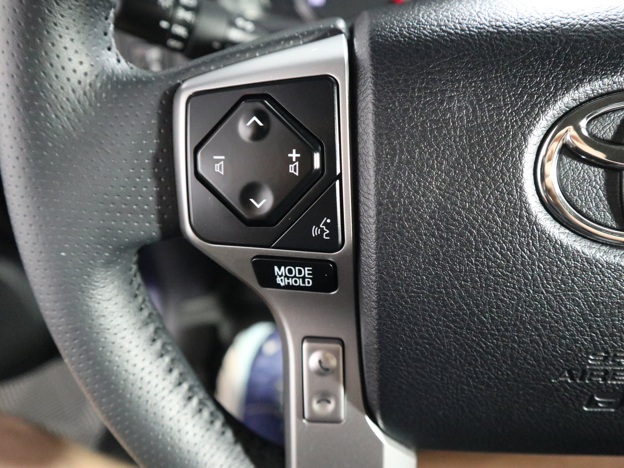 Used 2024 Toyota 4Runner TRD Sport AWD/4WD image 27