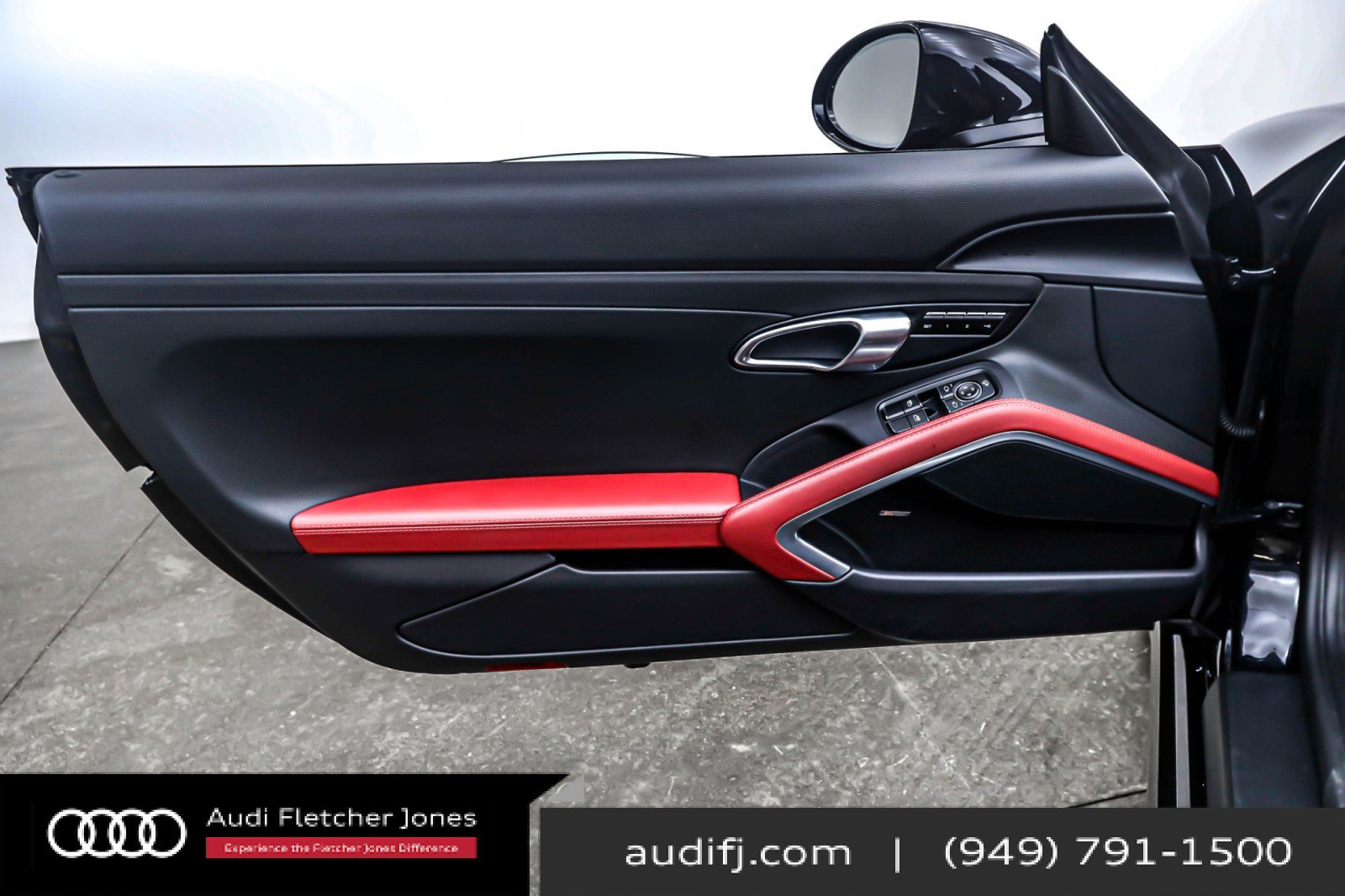 Used 2024 Porsche 718 Boxster S w/ Premium Package image 22