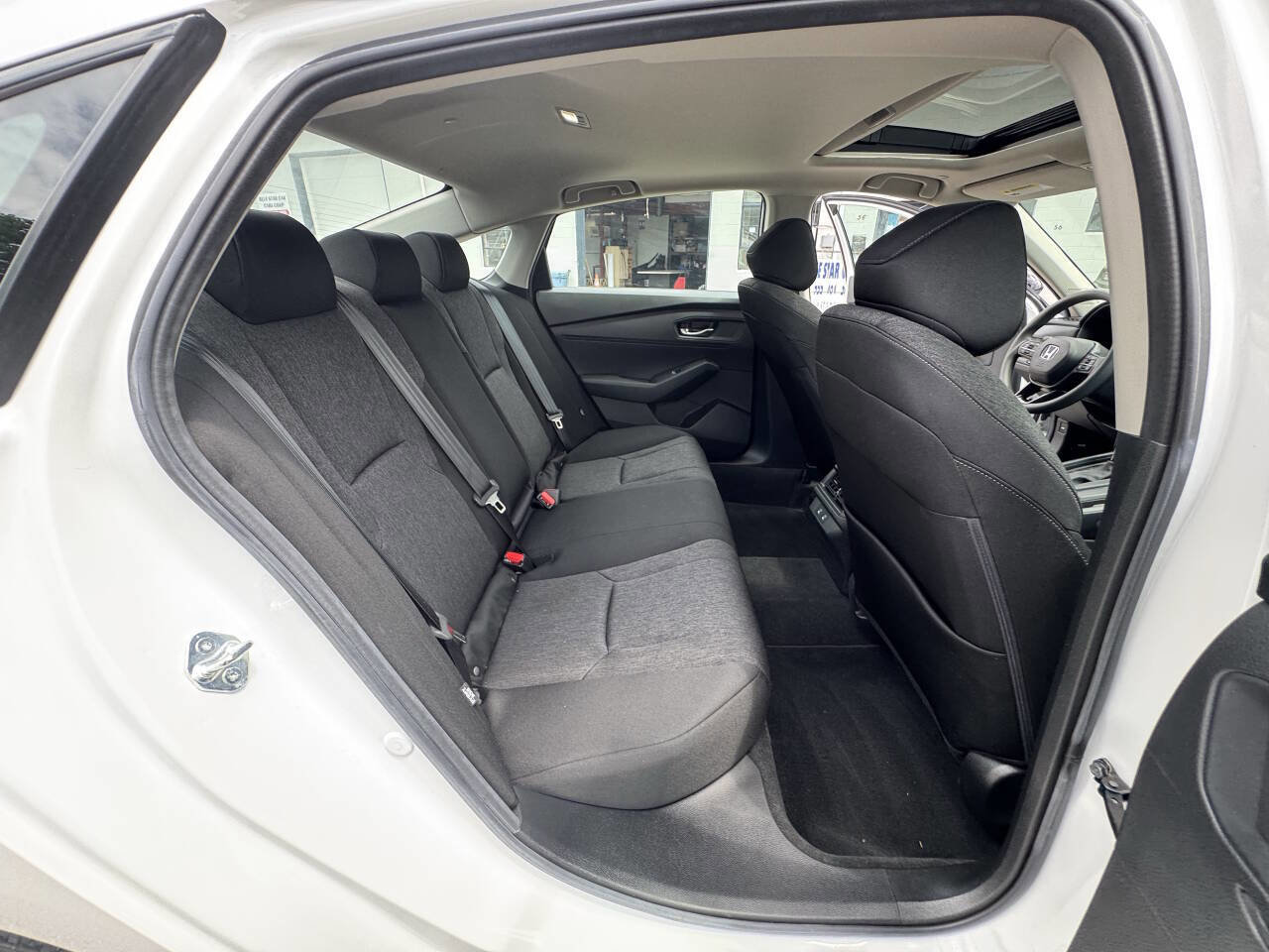 Used 2025 Honda Accord SE image 41