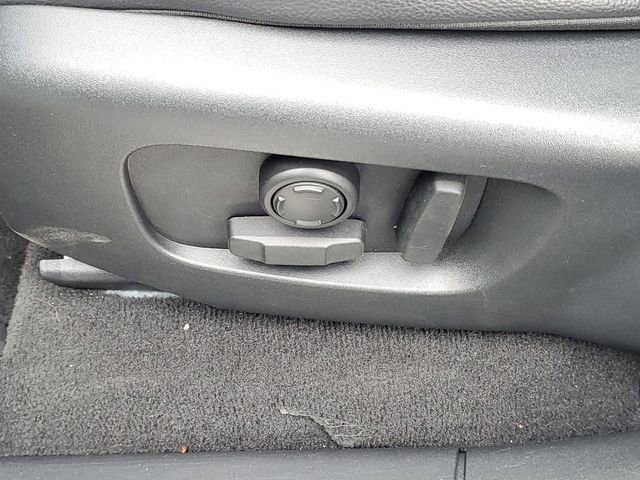 Used 2021 Land Rover Range Rover Velar R-Dynamic S image 7