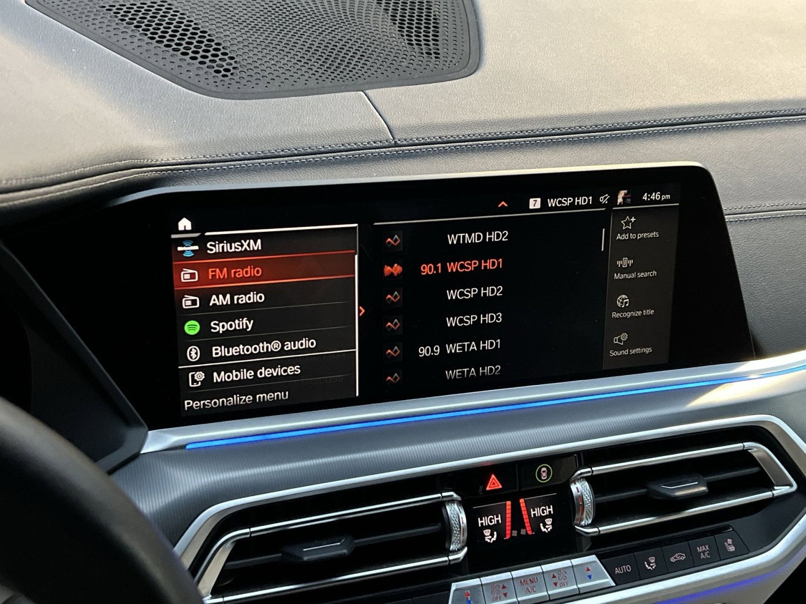 Used 2023 BMW X6 xDrive40i w/ Luxury Seating Package image 16