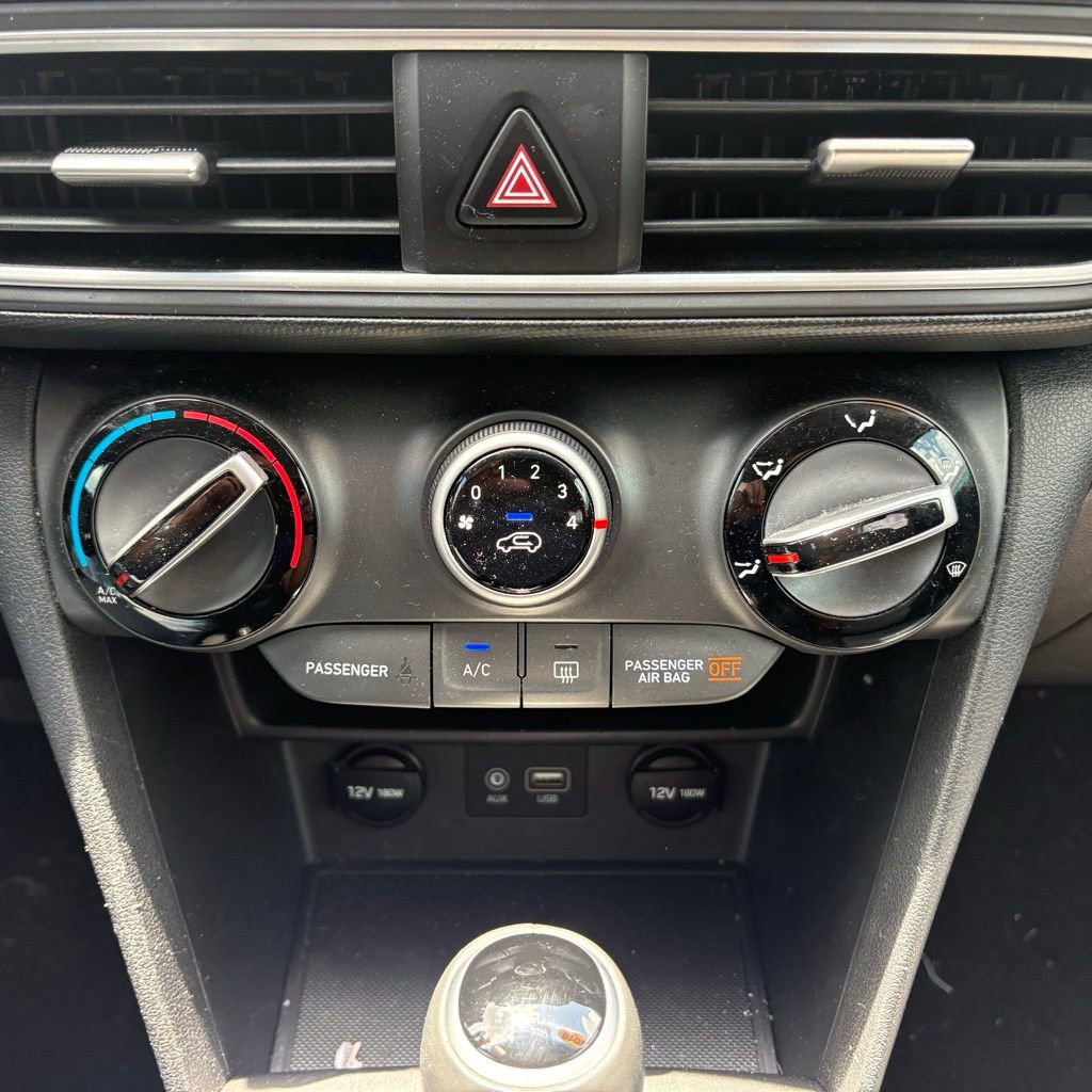 Used 2018 Hyundai Kona SEL FWD image 23