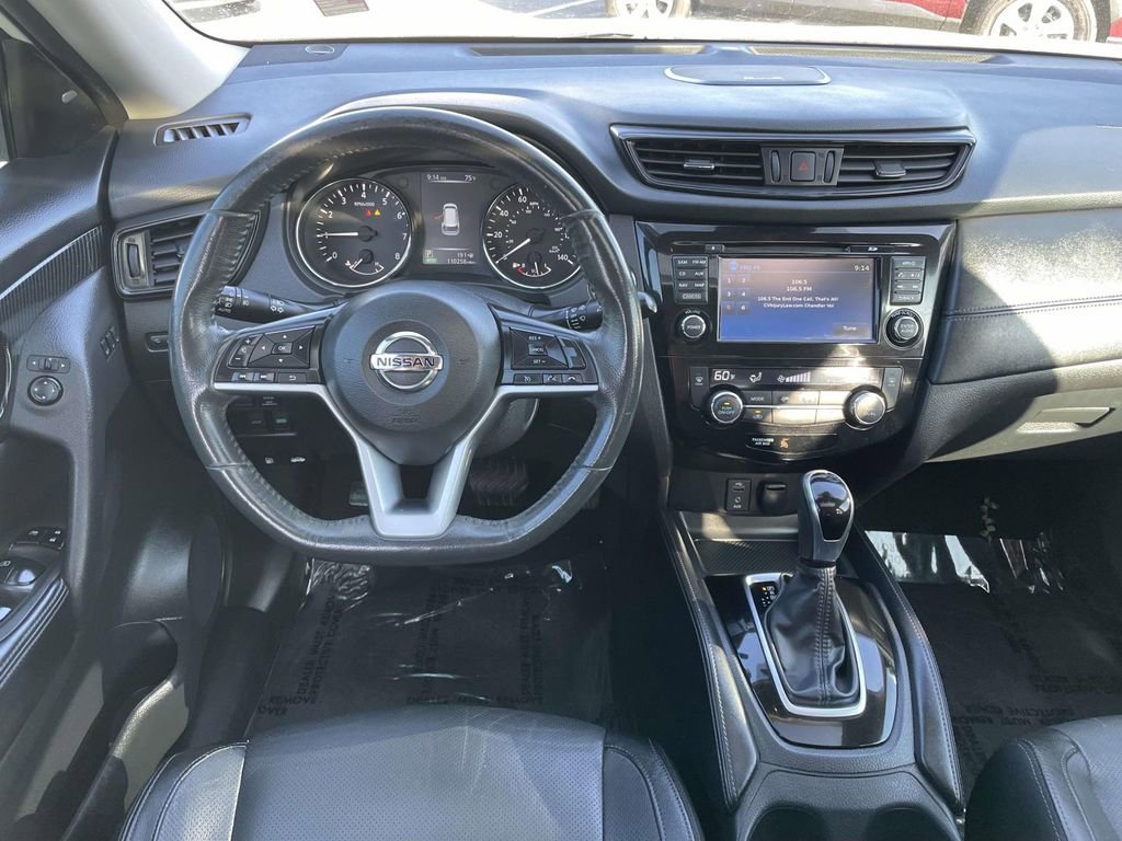 Used 2017 Nissan Rogue SL w/ SL Premium Package image 23