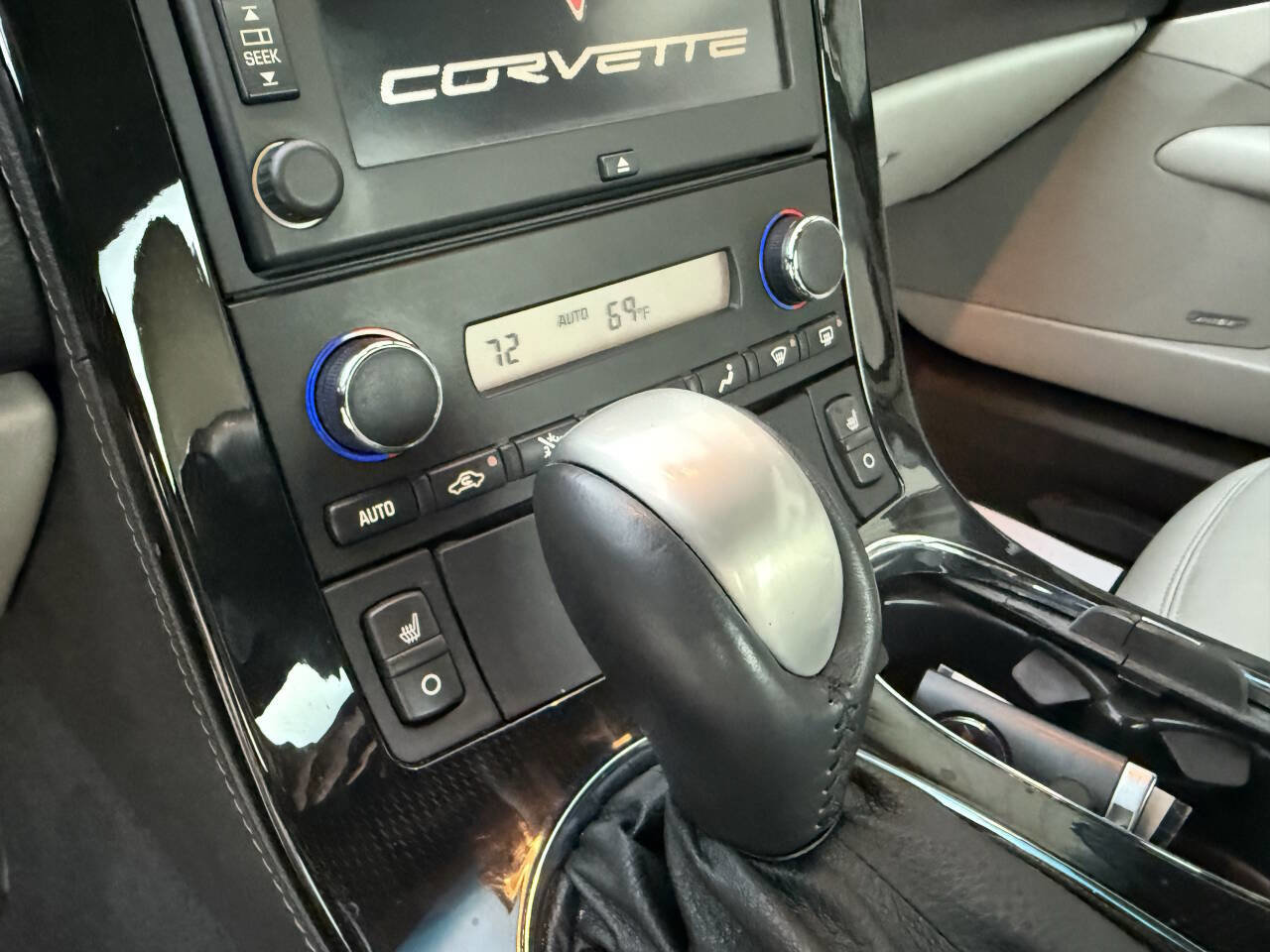 Used 2008 Chevrolet Corvette Coupe w/ Preferred Equipment Group image 82