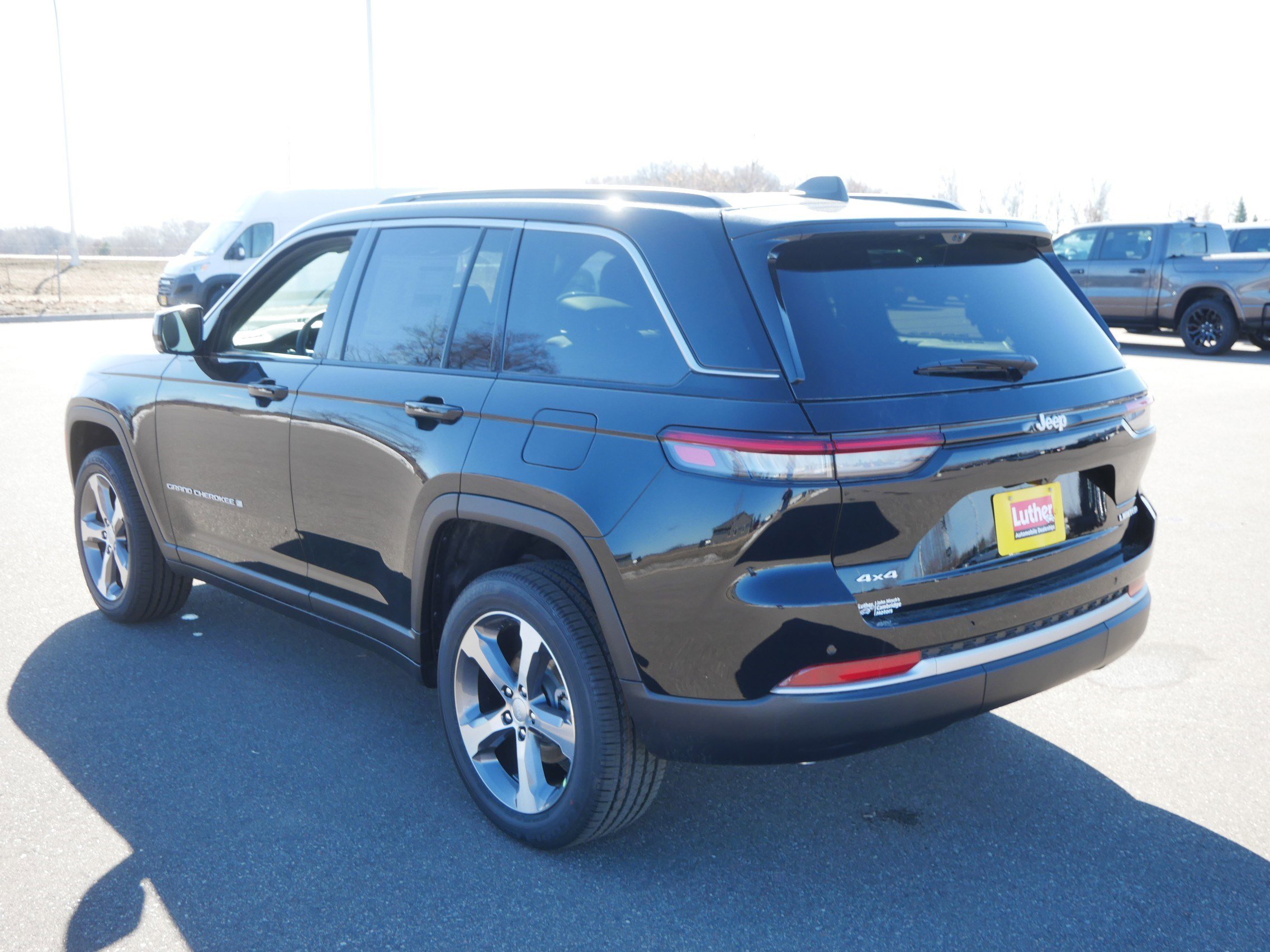 New 2026 Jeep Grand Cherokee Limited image 3