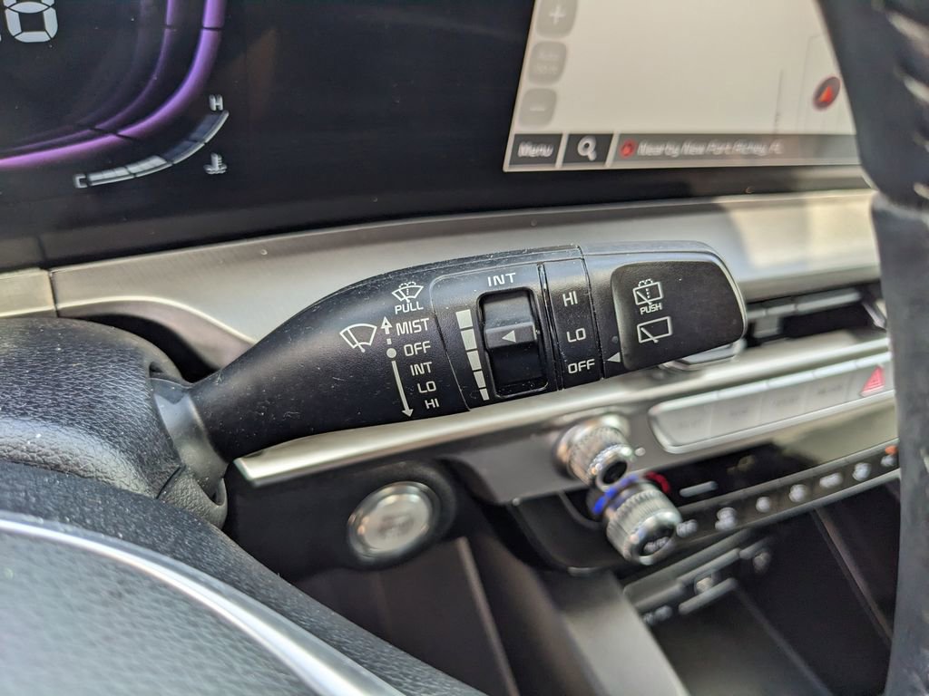 Certified 2025 Kia Telluride LX image 35