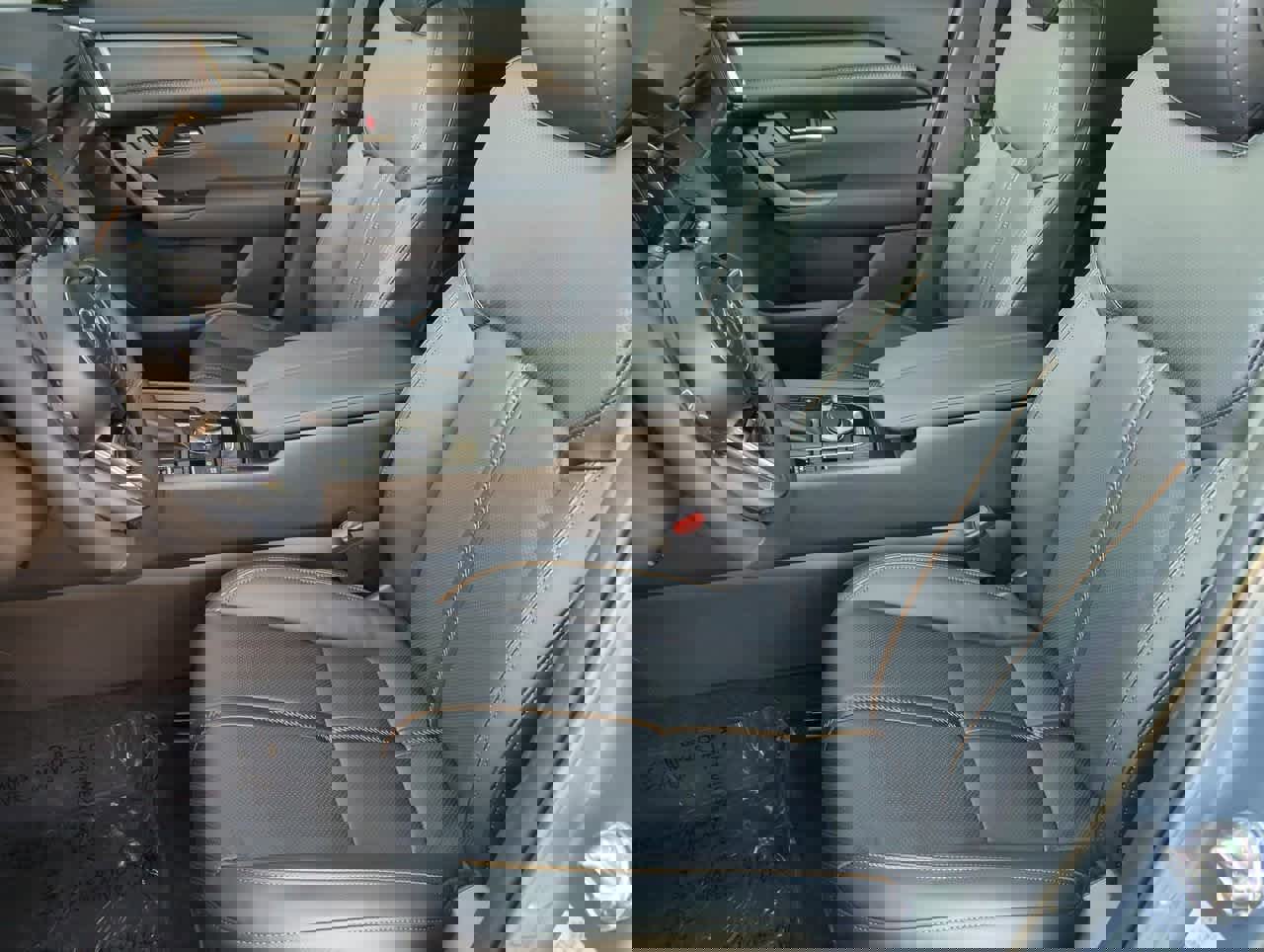 Used 2025 MAZDA CX-50 2.5 Hybrid w/ Premium Plus Pkg image 14