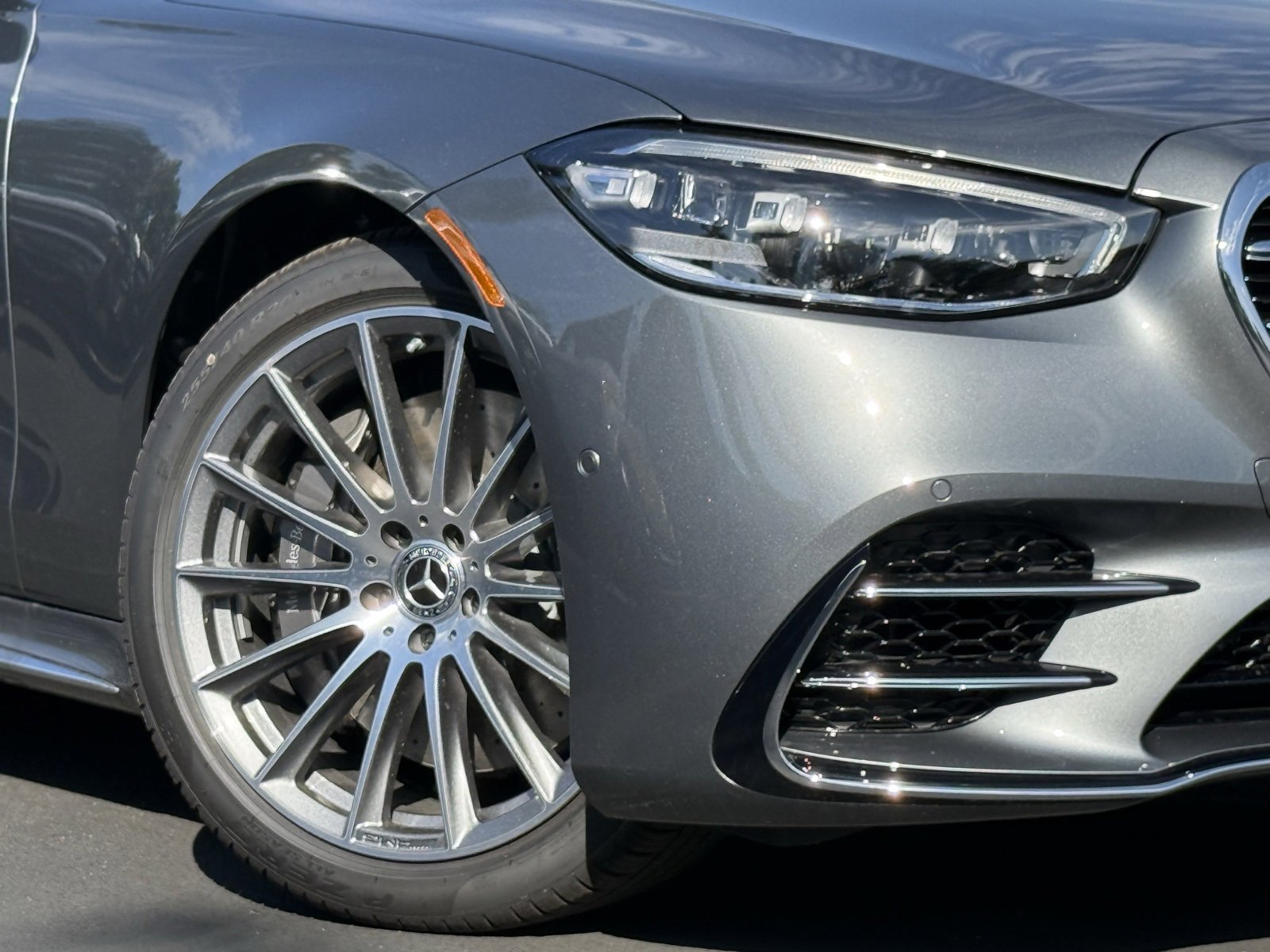 New 2026 Mercedes-Benz S 580 4MATIC Sedan image 4